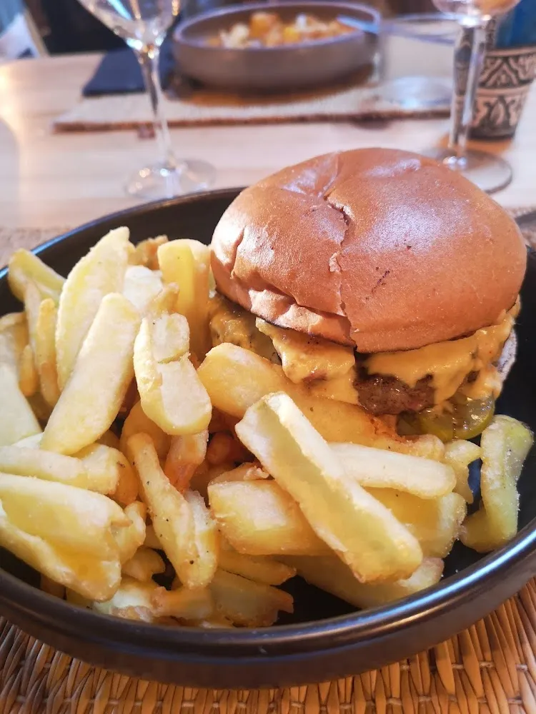 Burger Cheddar Rouge